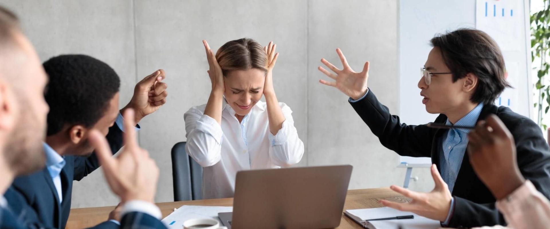 How to Handle Disagreements with Mobile App Reviews