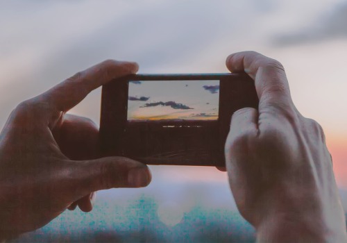 Ensuring Balanced and Fair Mobile App Reviews